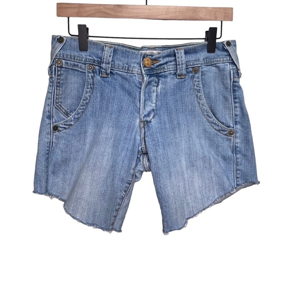 LEVI’S Cut off Denim Jean Shorts - Picture 1 of 9